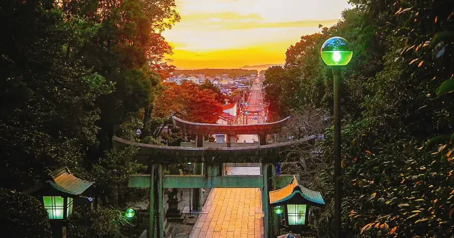 宮地嶽神社 光の道（秋）